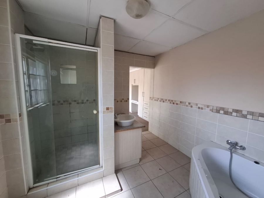 Commercial Property for Sale in Roodewal Free State